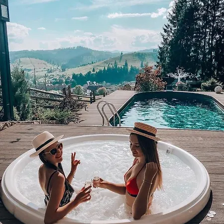 Stara Pravda Villa *