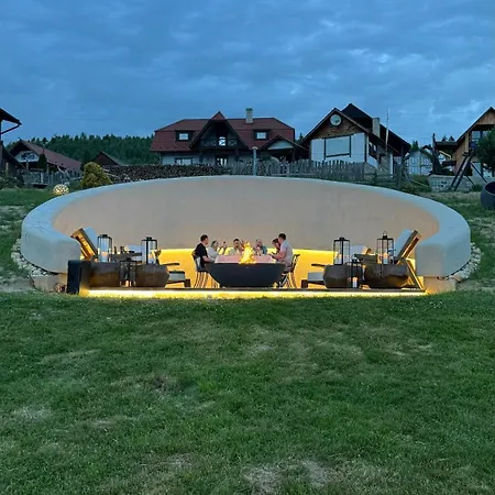 Stara Pravda Villa *